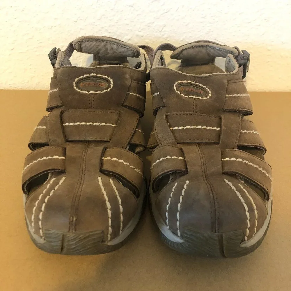 TEVA Sandals Men's Size 9 Brown Tan Leather Stitching Pattern F10004L Hiking